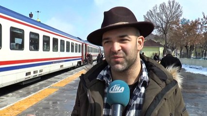Doğu Ekspresi ve Çıldır Gölü ünlü sanatçıların klip çekimleri için mekan oldu
