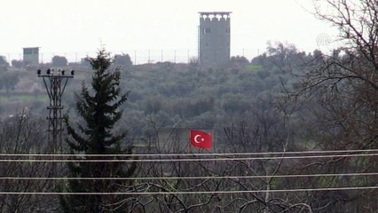 Video herunterladen: Afrin bölgesindeki terör örgütü YPG/PKK-DEAŞ hedefleri vuruluyor - KİLİS