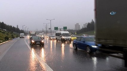 Şiddetli fırtına tekne batırdı