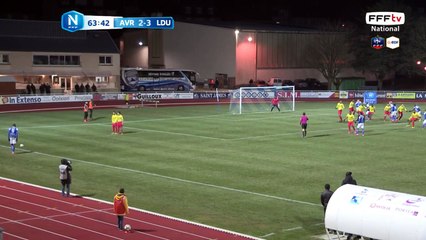 Oh la frappe de Rémi B passe juste à coté.