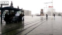 İstanbul'u fırtına ve dolu vurdu!