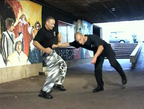 Self Defense Krav Maga - Explosif Close Combat Part 5