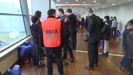 Başakşehir'den Suriyeli Çocuklara Yardım