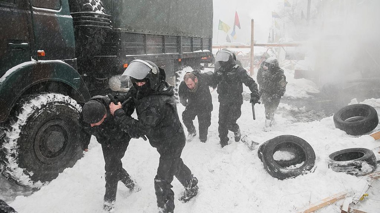 Ukraine: Protestlager vor dem Parlament geräumt