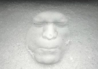 Glasgow Friends Make Perfect Faces in Snow