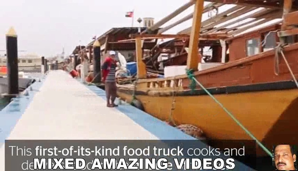 FLOATING FOOD TRUCK