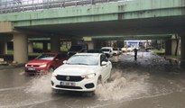 Ataköy'de yollar göle döndü