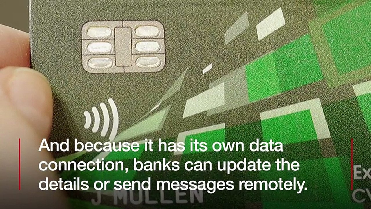 WATCH - Smart payment card shows bank ads