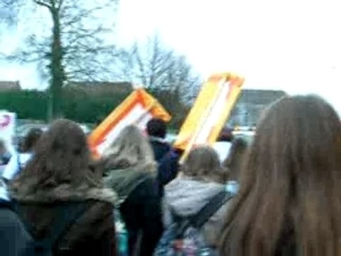 Manif' anti LRU à Bruay-la-Buissière (part 2)