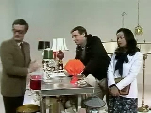 BBC Follow Me Elementary 3.Why do you like it