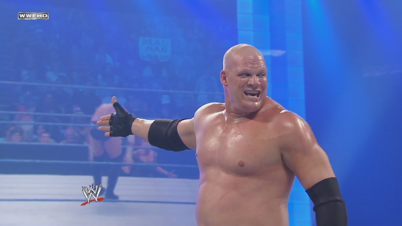 Kane vs CM Punk w/ Luke Gallows & Serena #1 Contendership Qualifying Match 5/28/10 (2/2)