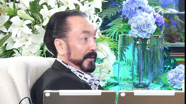 Adnan Oktar: Arkadaşlarım namaz konusunda çok titizler.