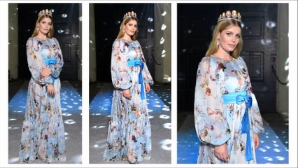 Lady Kitty Spencer on the runway of Dolce & Gabbana!!! TIARA INCLUDED!!!