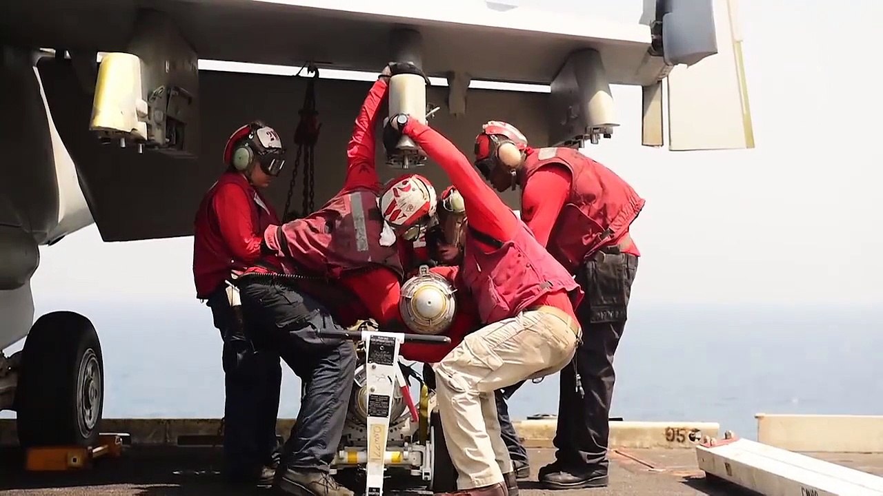 Joint Direct Attack Munition (JDAM) Loading