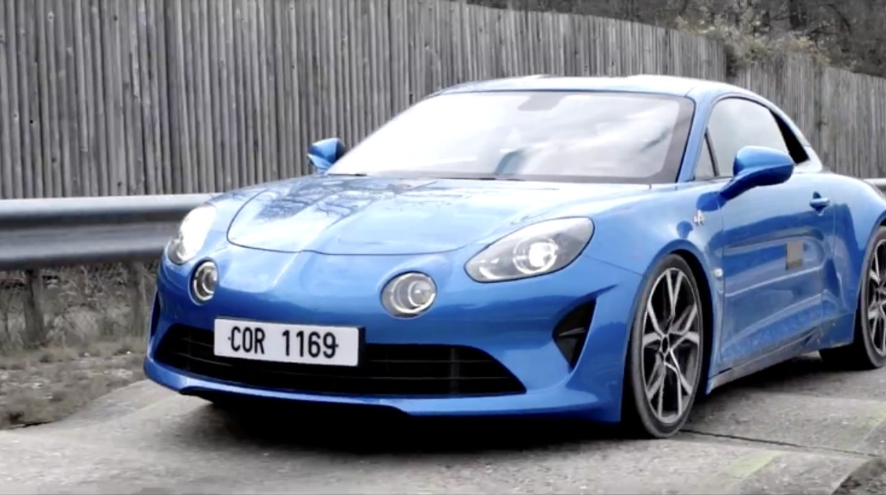 VÍDEO: Alpine A110, las torturas que ha tenido que soportar