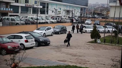 Sınırı geçen 2 Yunan askerinin avukatları adliyede - EDİRNE