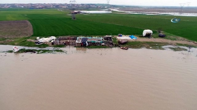 Debisi yükselen Ergene Nehri havadan böyle görüntülendi
