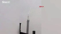Çamlıca'daki yeni tv kulesine yıldırım düşme anı kamerada