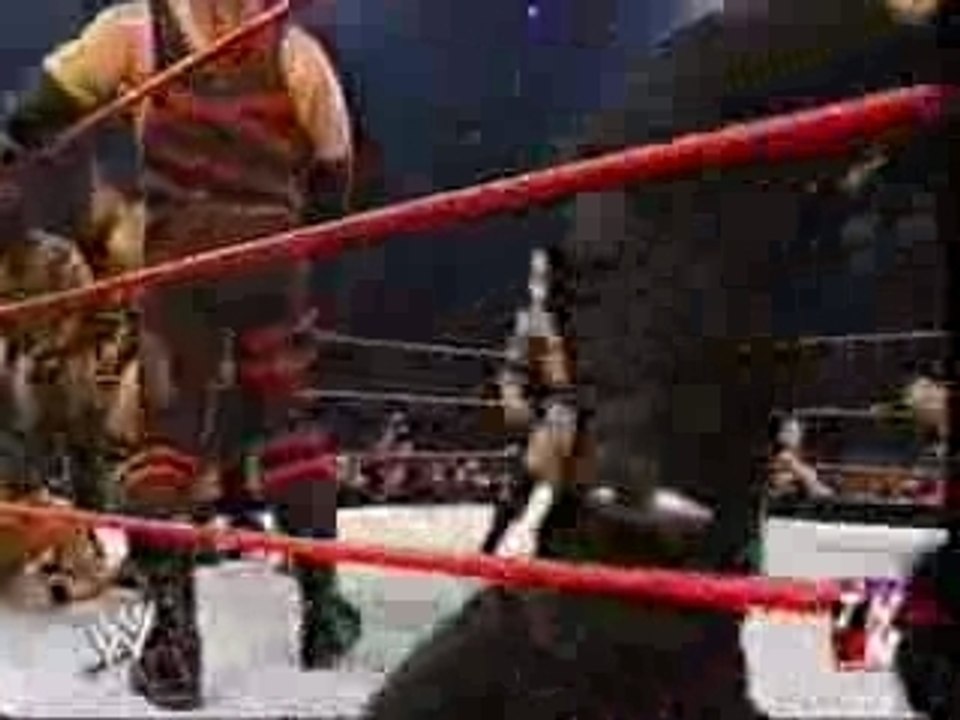 WWE - 20 Man Top Rope Battle Royale (RAW 23 03 2003)