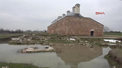 Edirne Tunca'nın Taştığı Köprü Trafiğe Kapatıldı
