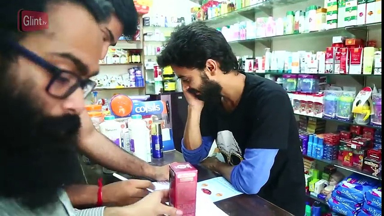 How to buy condoms in pakistan- Funny Reaction  2k18