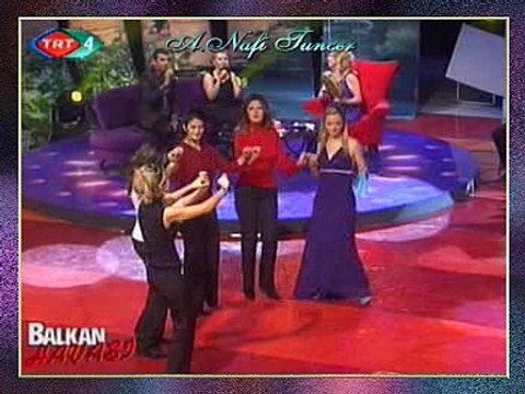 Ayşe TAŞ & Havva KARAKAŞ & Yılmaz DEMİRTAŞ - Bir Evler Yaptırdım Ramize’m