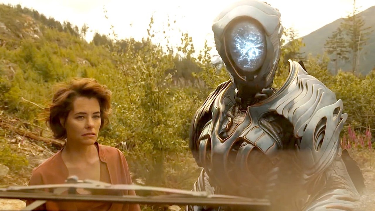 Lost in Space on Netflix - Official Trailer - video Dailymotion
