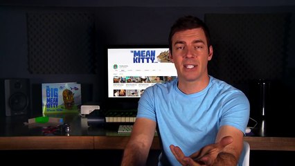 World's Smallest Cat - Cute, Tiny and Mean