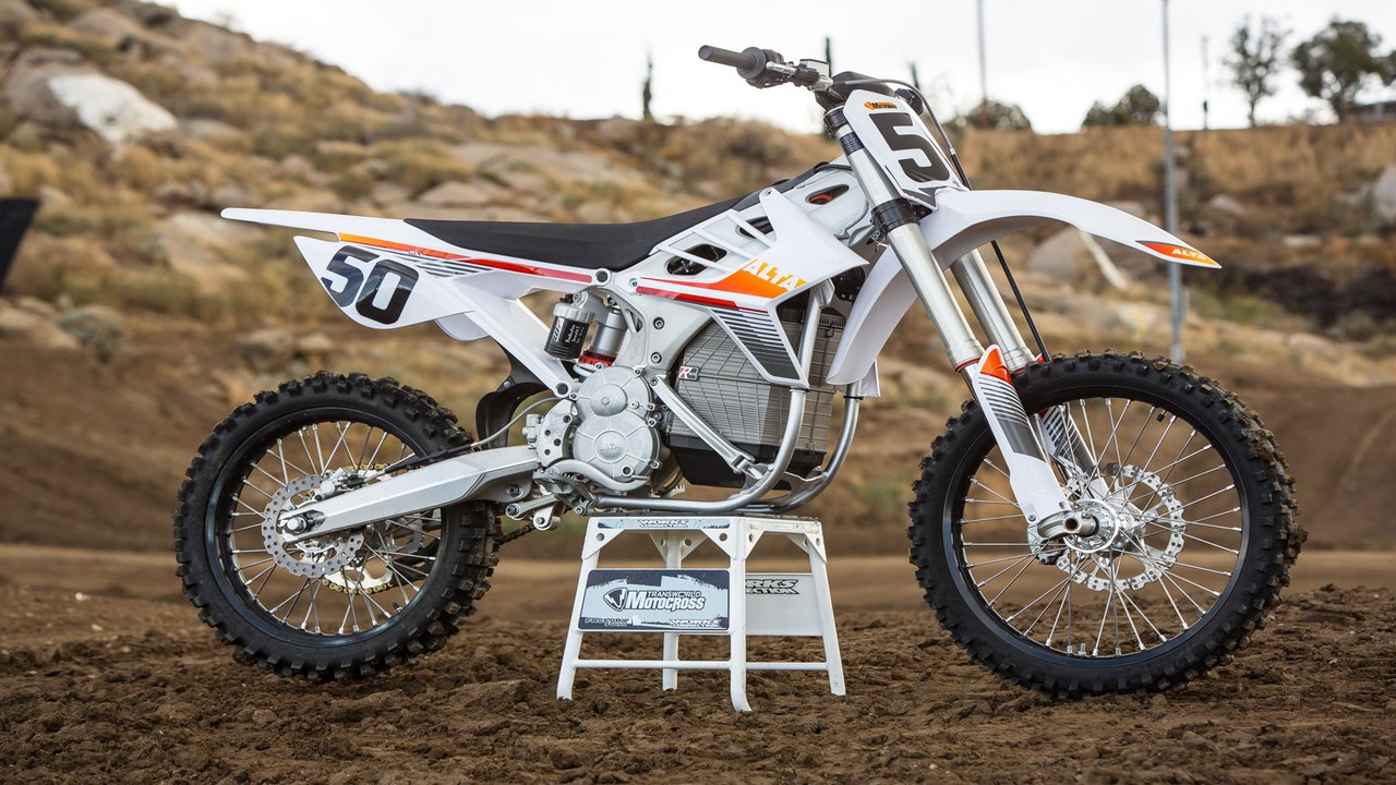 2018 Alta REDSHIFT MXR | First Ride