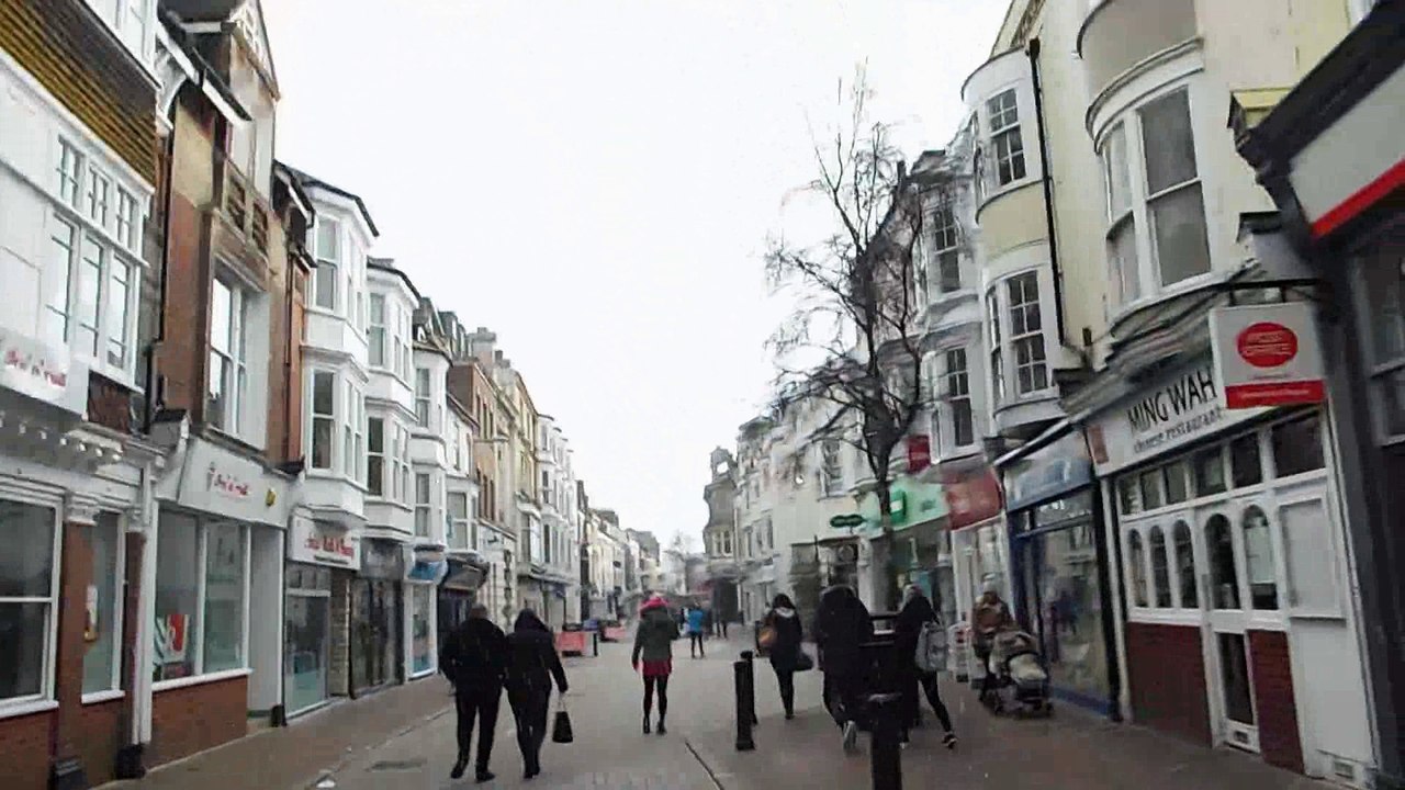 Snowing in Weymouth