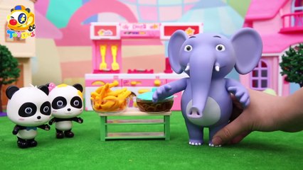 Panda Kiki and Miumiu's Noodle Cooking Competition - Play Dough for Kids - Kids Toys - ToyBus