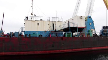 Yüzer kreyn Bandırma'ya getirildi - BALIKESİR