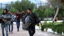 Ayvalık’ta 43 kaçak göçmen ve 6 organizatör yakalandı