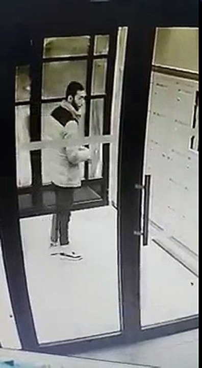 Un homme surpris en train de voler dans les boites aux lettres.