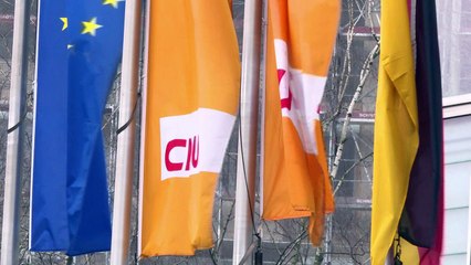 Regierungsbildung schreitet nach SPD-Ja voran