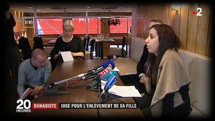 Terrorisme : un djihadiste jugé pour l'enlèvement de sa fille