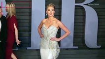 Kate Upton shines at Vanity Fair Oscar Party