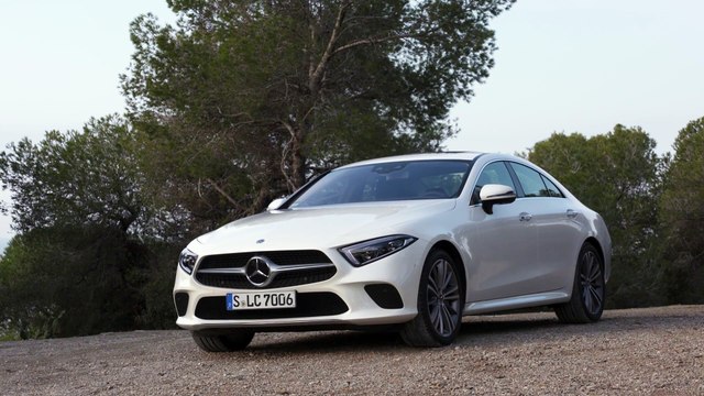 Mercedes-Benz CLS 350 d 4MATIC in White bright Exterior Design