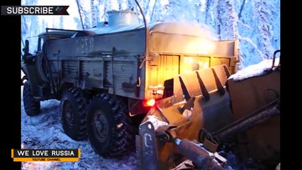 下载视频: Compilation of Russian trucks in Extreme conditions #2 / Российские грузовики *NEW new*