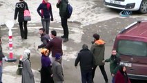 Erzurum’da erkeklerin kavgasını kızlar araya girerek ayırdı