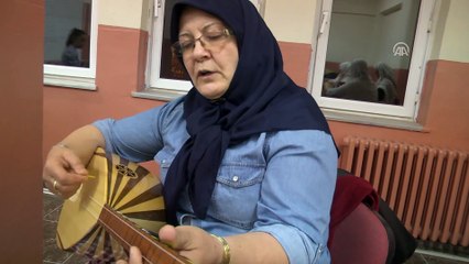 Ev işlerini bitirip saz kursuna gidiyorlar - BİLECİK