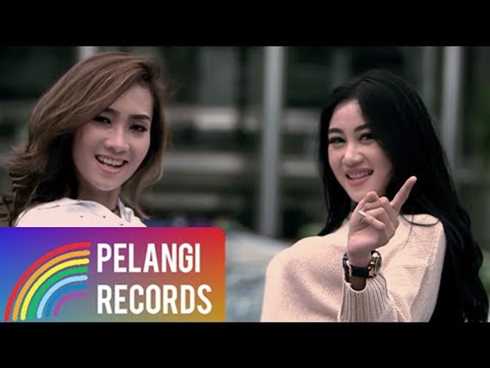 Duo Serigala - Kost Kostan (Official Music Video)
