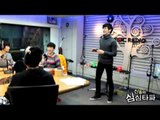 신동의 심심타파 - VIXX Hyuk kicking Korean shuttlecock, 빅스 혁의 제기차기 20131205