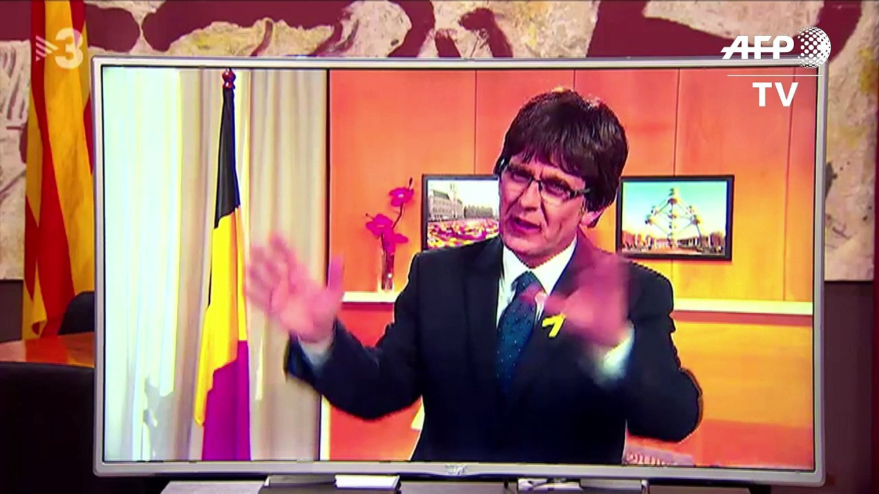 Humoristas tratan de superar con risa la crisis catalana