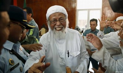 Dipindah, Keluarga Tetap Ingin Ba’asyir Jadi Tahanan Rumah