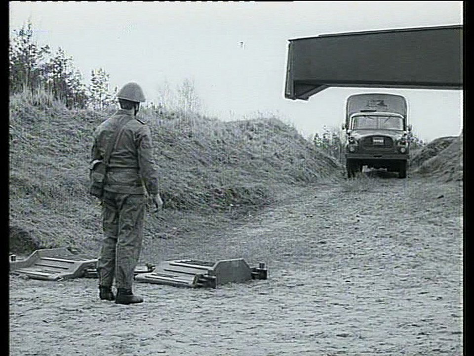 Überführung der Startrampe SM-90 in die Marschanlage