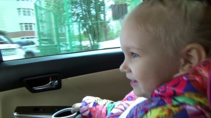 ВЛОГ Алиса дерётся с детьми на детской площадке МЫ В ШОКЕ