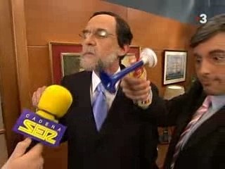 Polònia - Boicot Del PP Al Grupo Prisa