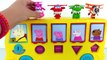 SUPER WINGS TOYS SURPRISE LEARN COLORS BRINQUEDO SURPRESAS NO ONIBUS DE ATIVIDADE DA PEPPA PIG