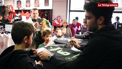 En Avant de Guingamp. Bain de foule pour Clément Grenier et Lebogang Phiri